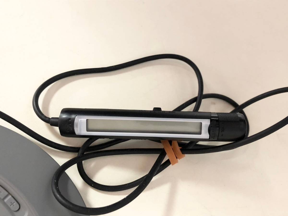 動作品】SONY CDウォークマン ブルー D-NE730 付属は画像に写っている