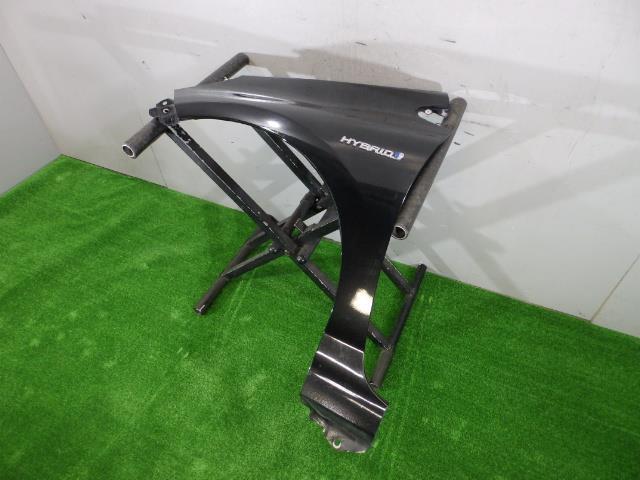 アクア アクア DAA-NHP10 左Fフェンダー 1NZ-FXE 209 DAA-NHP10 左F 