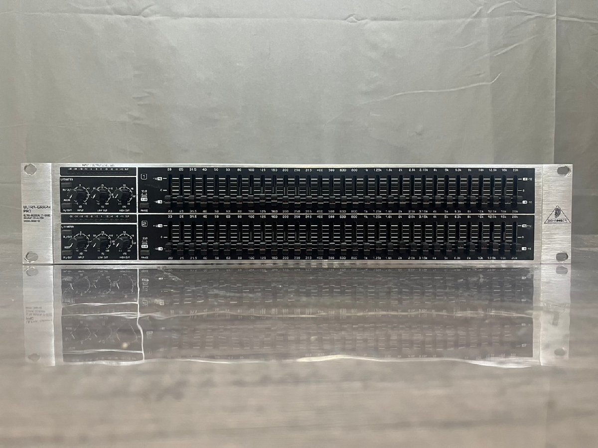 △8156　中古品　器材　 グラフィックイコライザー　BEHRINGER GEQ3102 　ベリンガー