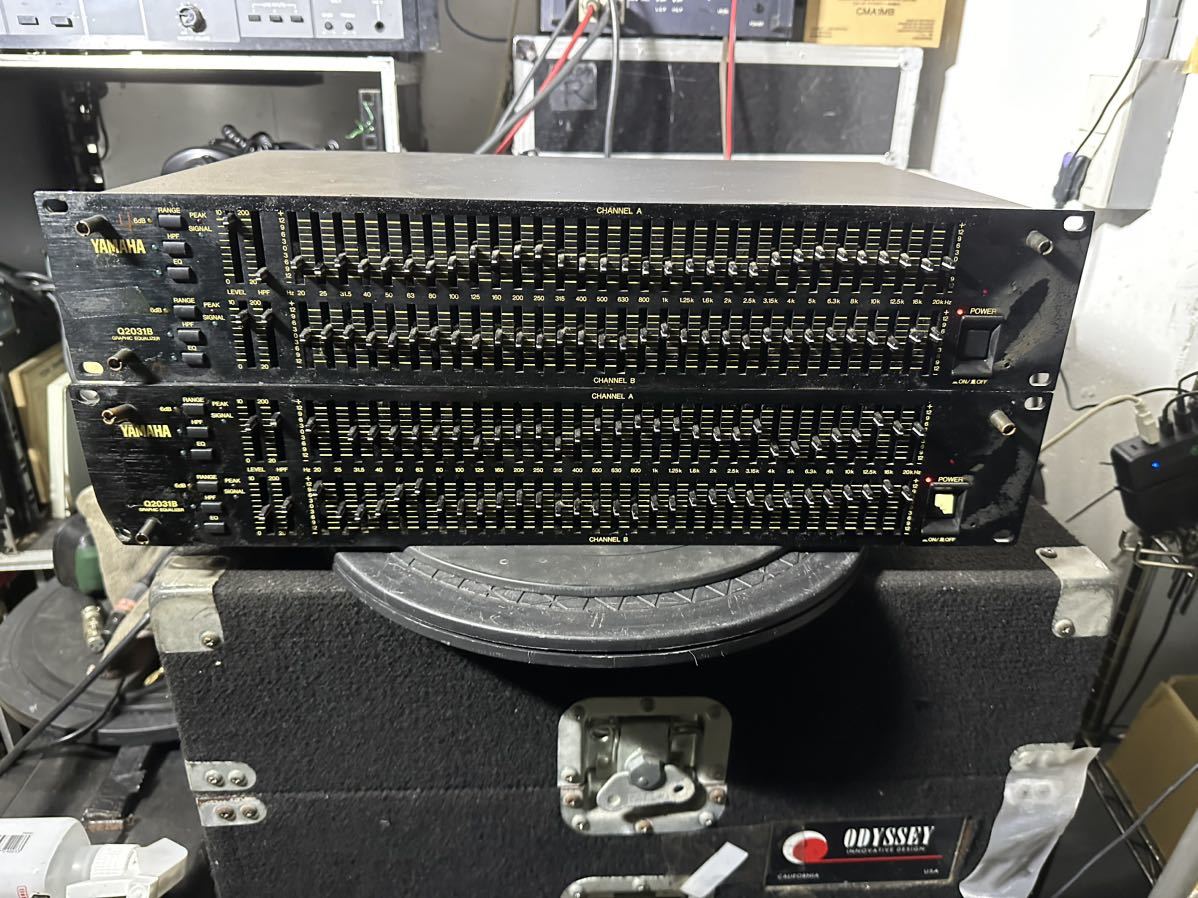 YAMAHA グラフィックイコライザー Q2031A ガリ