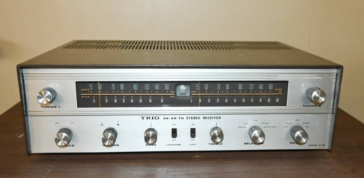TRIO TW-510 AM/FMステレオレシーバー TRIO / トリオ W37 真空管式 ステレオレシーバー 6BM8pp ( AMx2， FM-1