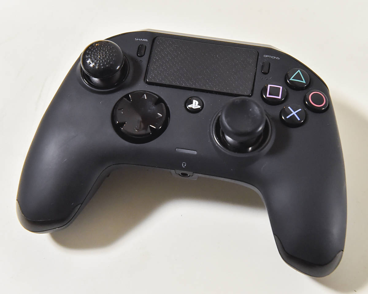 【中古品】nacon PS4 Revolution Pro Controller 2 本体 箱付き ナコン プレステ4 レボリューション プロ コントローラー_2