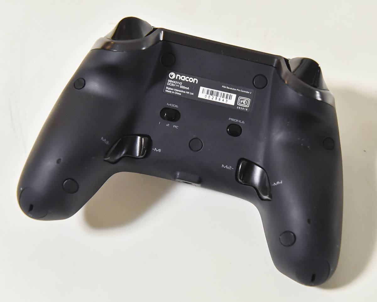 【中古品】nacon PS4 Revolution Pro Controller 2 本体 箱付き ナコン プレステ4 レボリューション プロ コントローラー_6