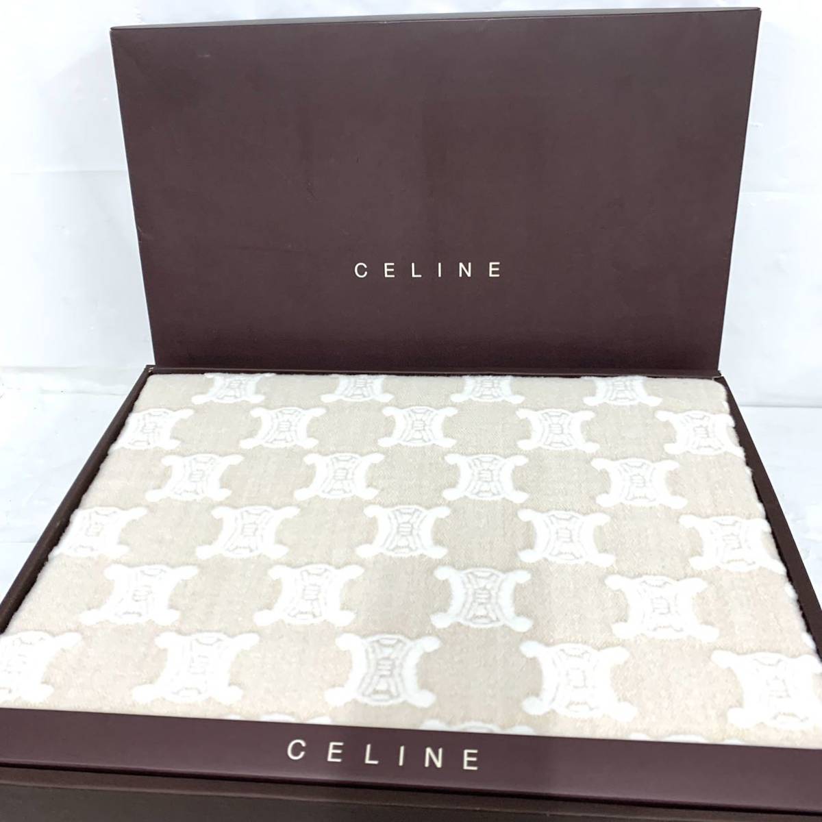 CELINE 綿毛布 CELINE アイボリー綿毛布140cm X 200cm CELINE セリーヌ