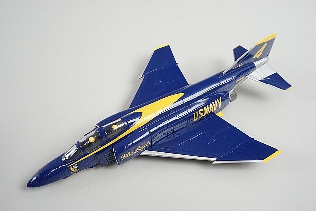 コーギー F-4J マクドネル ファントム VX-4 ブラックバニー 1/72 コーギー F-4J マクドネル ファントム VX-4 ブラックバニー 1/72