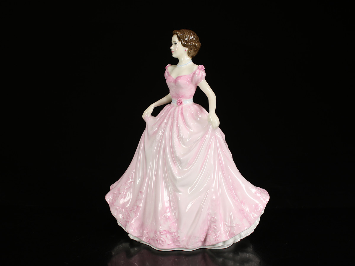 CC920 ROYAL DOULTON 【ロイヤルドルトン】 陶器人形 高21.5cm／美品！ h