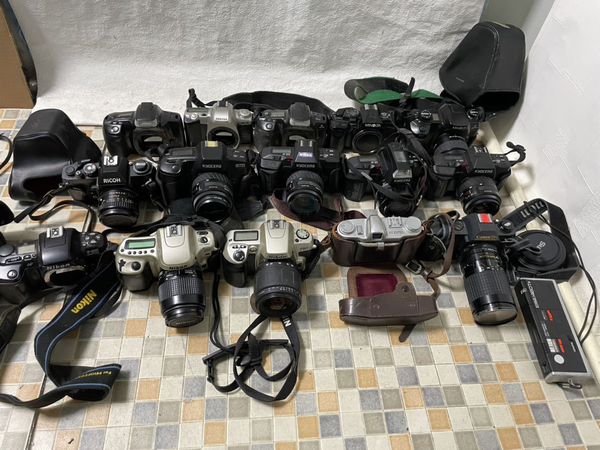 驚きの破格値，爆買い フィルムカメラ 15台 まとめ Nikon Fujica Six Kyocera Canon Minolta Pentax Ricoh(フィルムカメラ)｜売買されたオークション情報、yahooの商品情報をアーカイブ公開 - オークファン その他