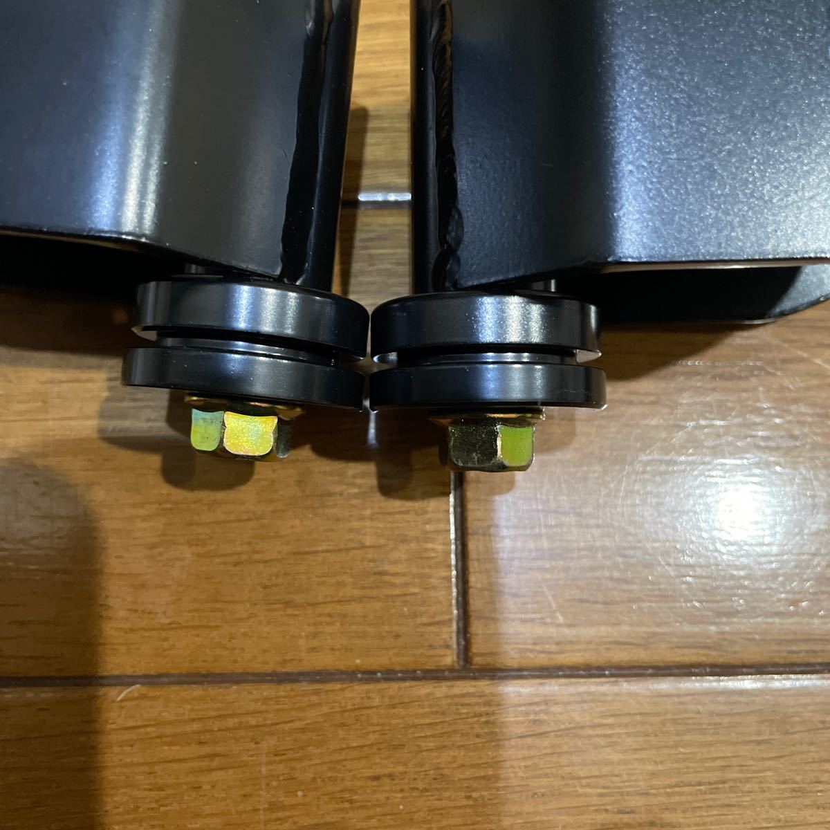 ロアアームオフセットブラケット リア 50プリウス 107-I0LR ZYX10