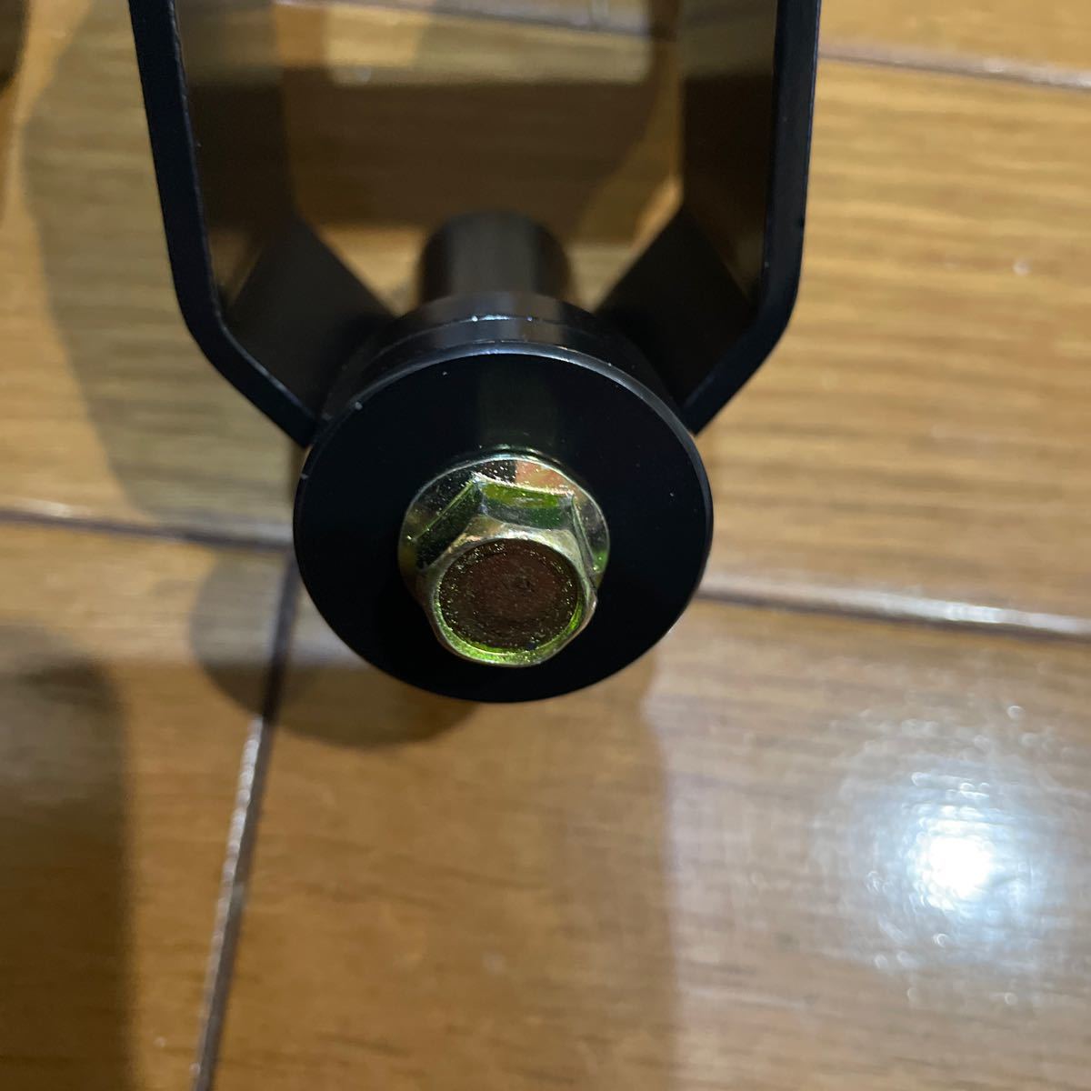 ロアアームオフセットブラケット リア 50プリウス 107-I0LR ZYX10