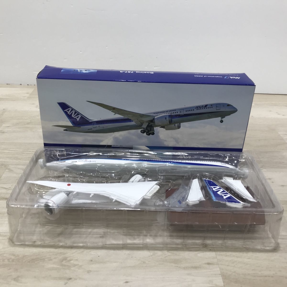 ANA 全日空 1/200スケール ボーイング 787-8 We Fly 1st， 787 飛行機