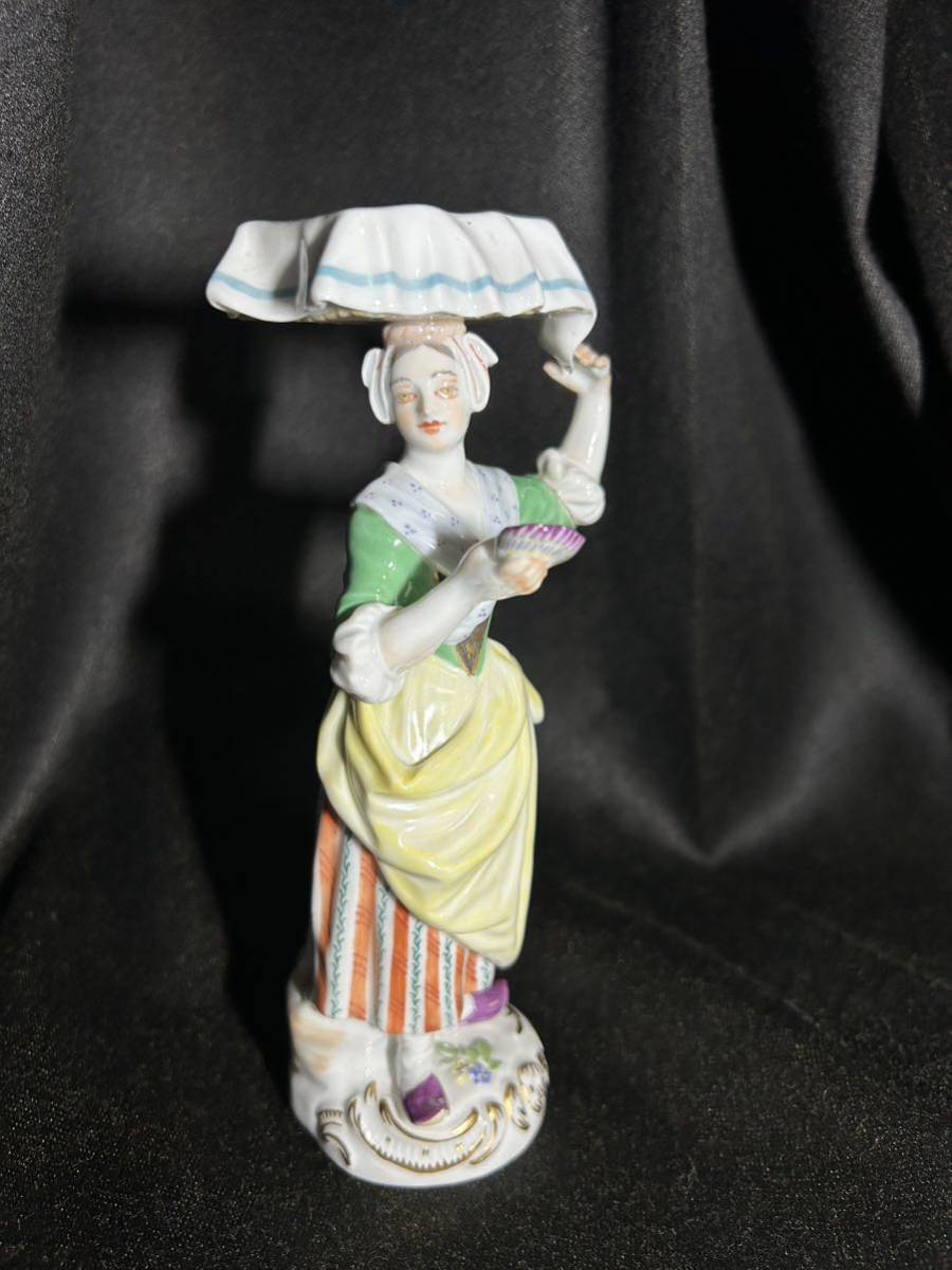 マイセン　アンティーク　フィギュア　パリの物売りシリーズ　魚売りの少女 マイセン アンティーク フィギュア パリの物売りシリーズ 魚売りの少女