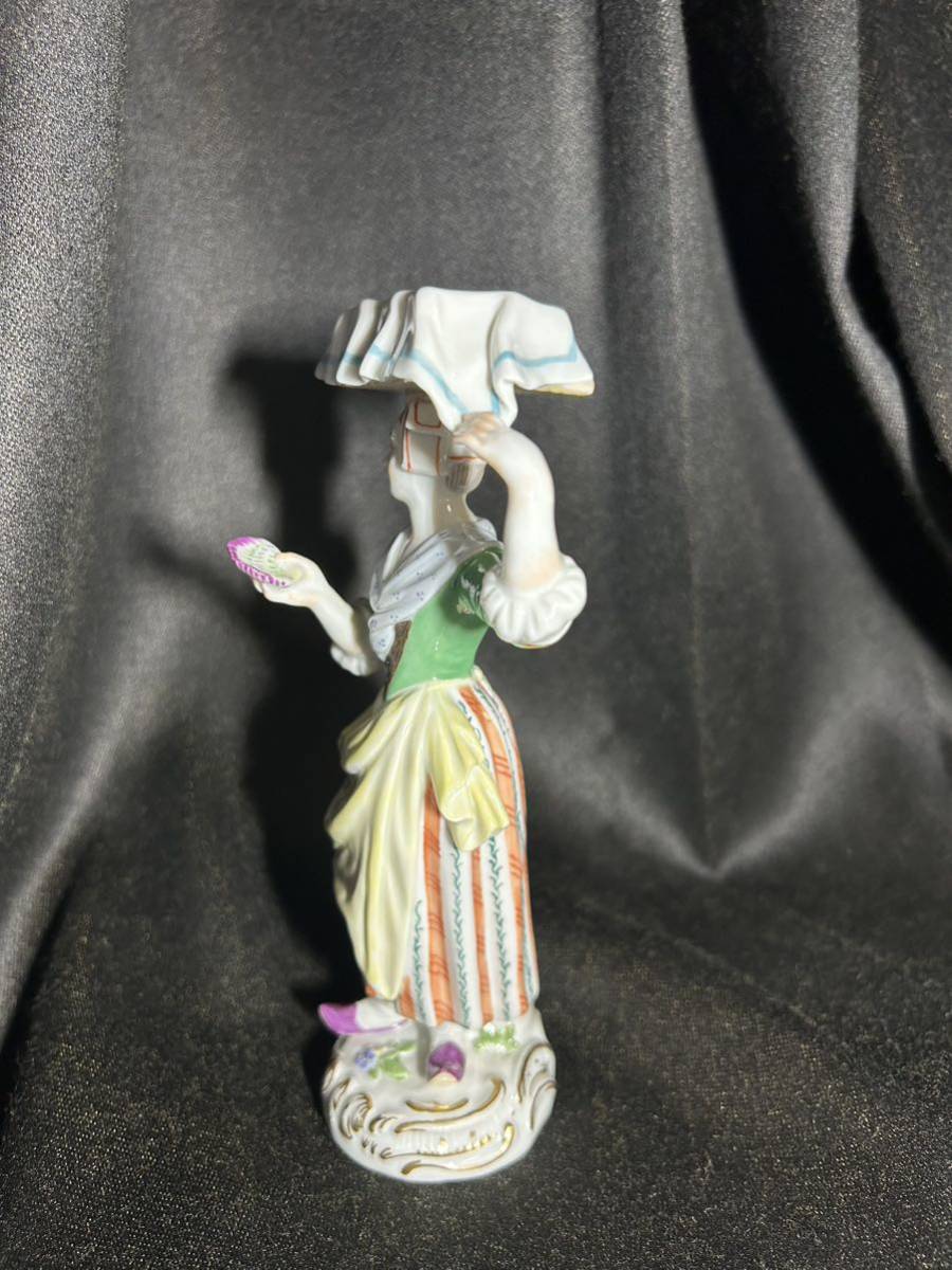 マイセン アンティーク フィギュア パリの物売りシリーズ 魚売りの少女