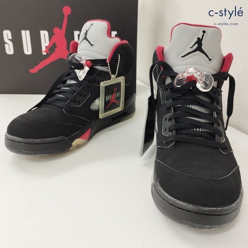P315c [未使用品] NIKE × Supreme AIR JORDAN 5 RETRO スニーカー 27㎝ ブラック×レッド 824371-001 靴 | シューズ G