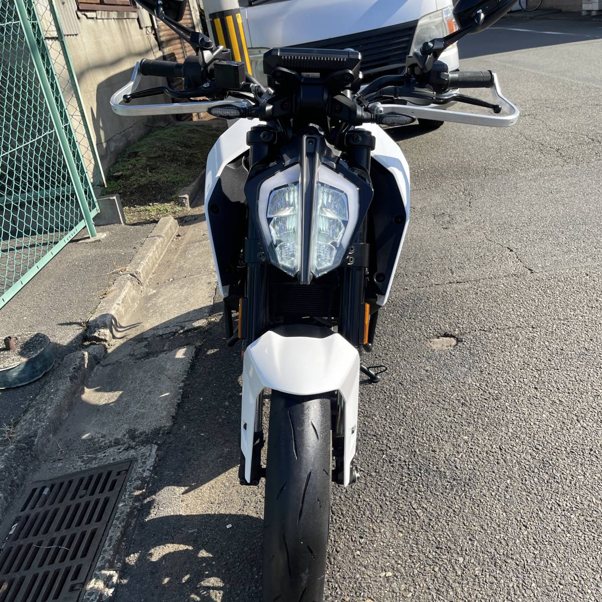 状態良好 KTM 125 デューク DUKE ABS 11167㎞ 原付二種 コードカード付 アクラボマフラー エンジンガード 全国配送 売切 検)CB125R MT-125