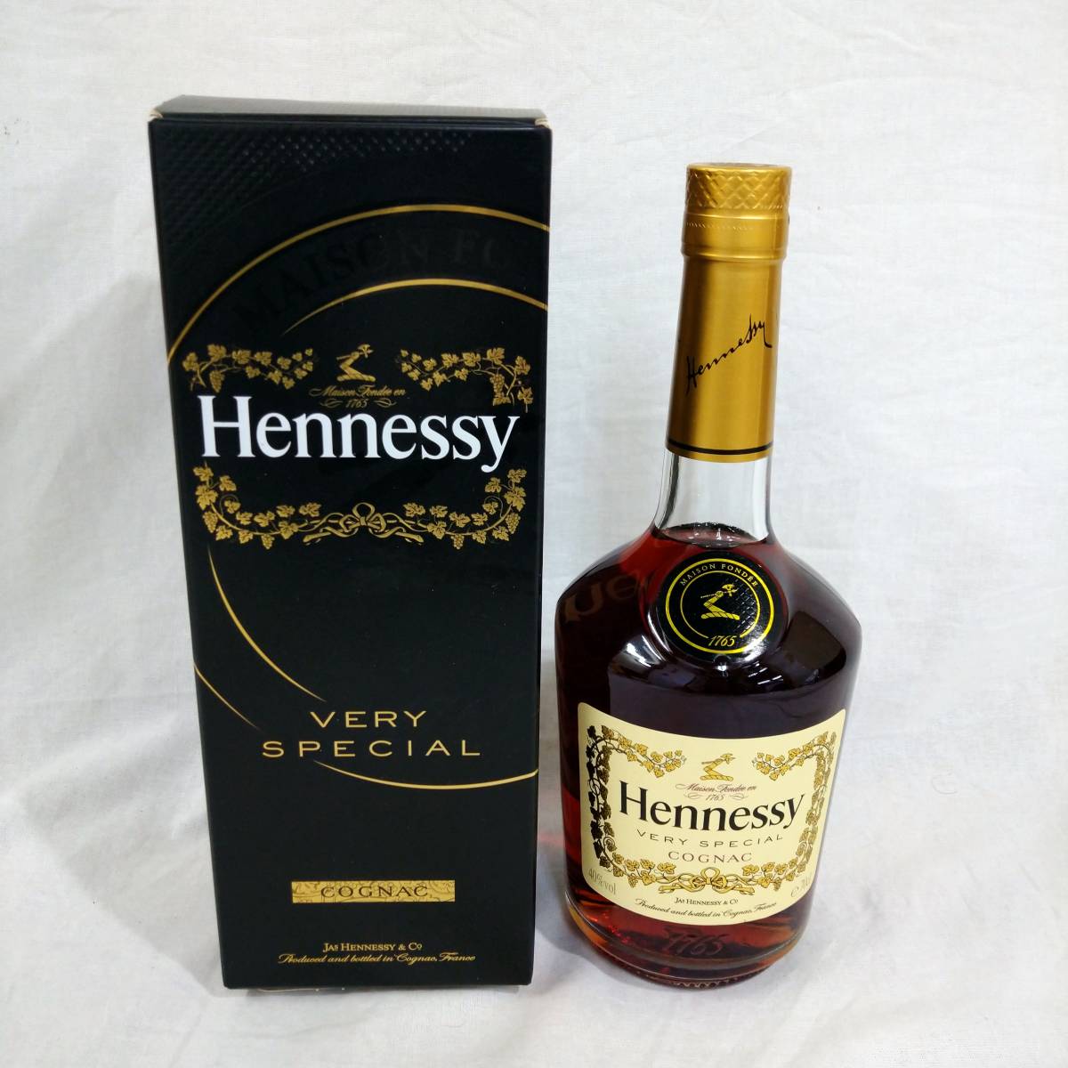 ヘネシー ベリースペシャル 700ml - コニャック VS Hennessy VERY