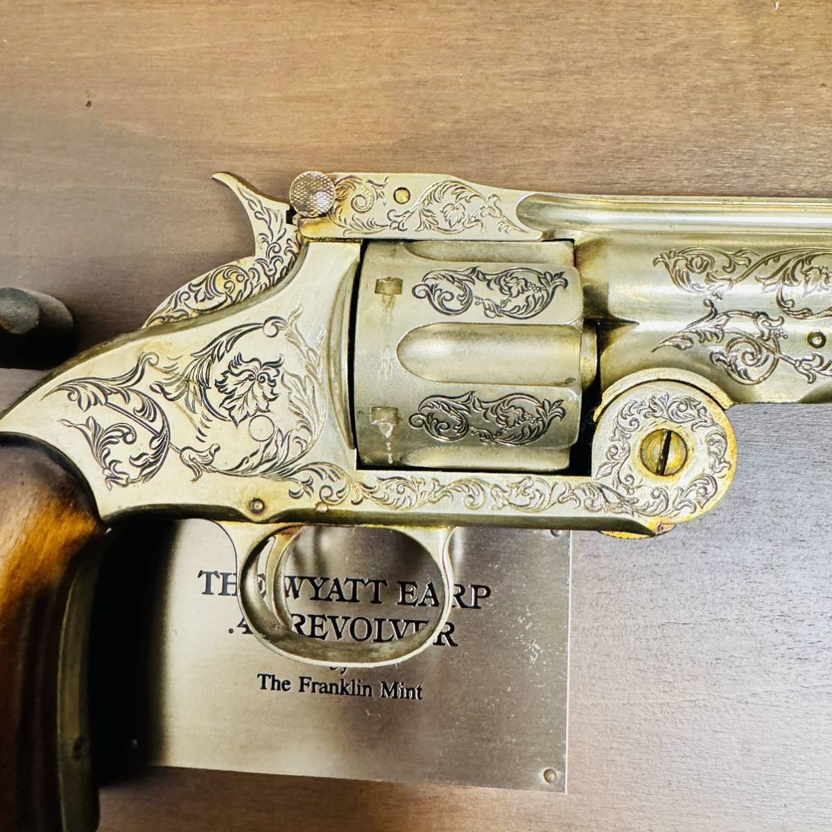ワイアットアープ44リボルバー(観賞用モデルガン　フランクリンミント製) 1円 フランクリンミント S&W 44 ワイアットアープ モデルガン 額付