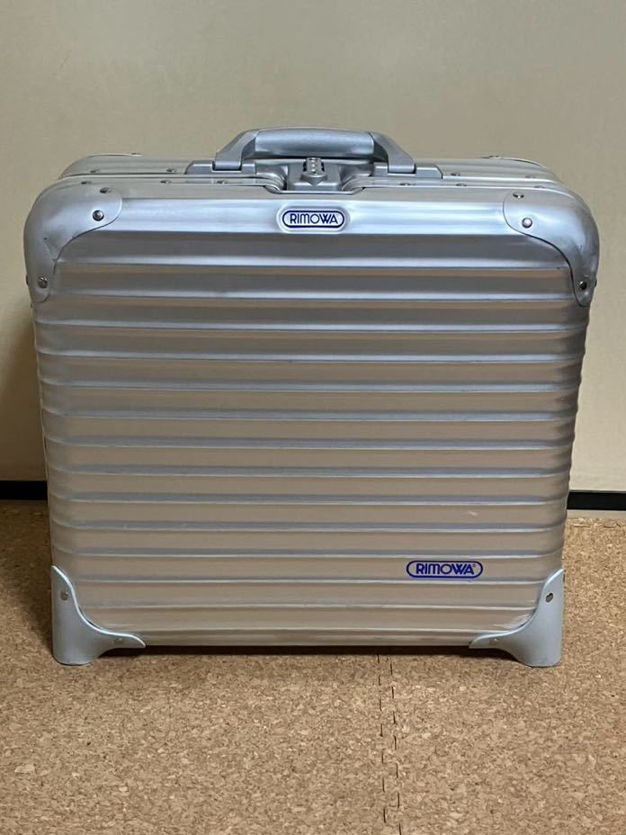 リモワ RIMOWA トパーズ 片寄り チタニウム ビジネス トローリー 2輪