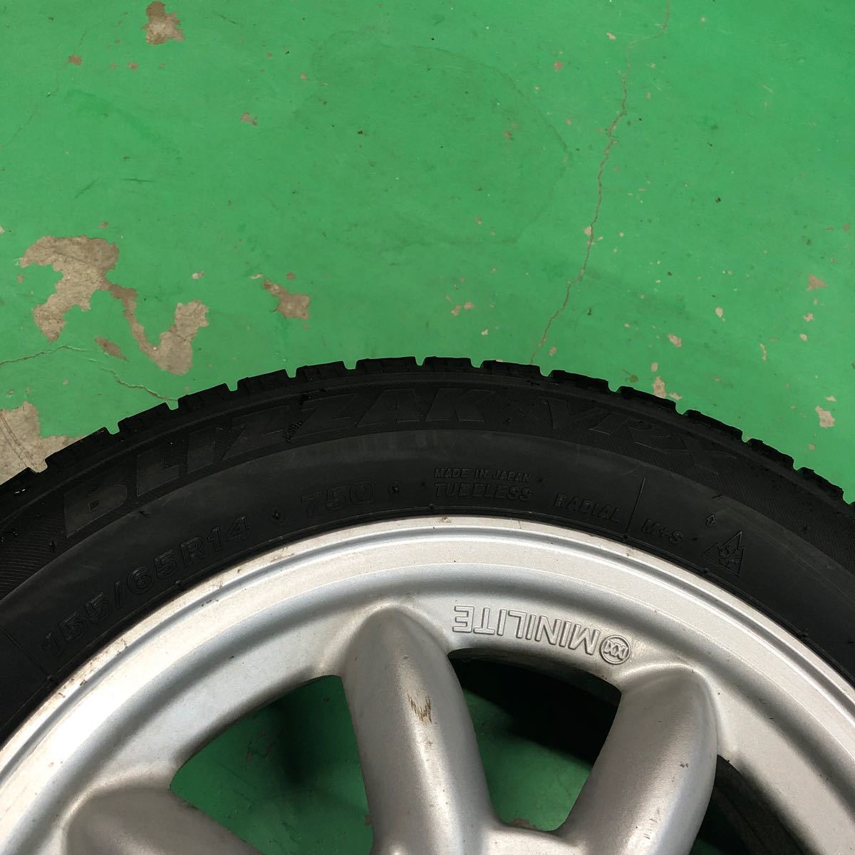 ミニライト 付き スタッドレス ブリヂストン ブリザック VRX 155/65r14 