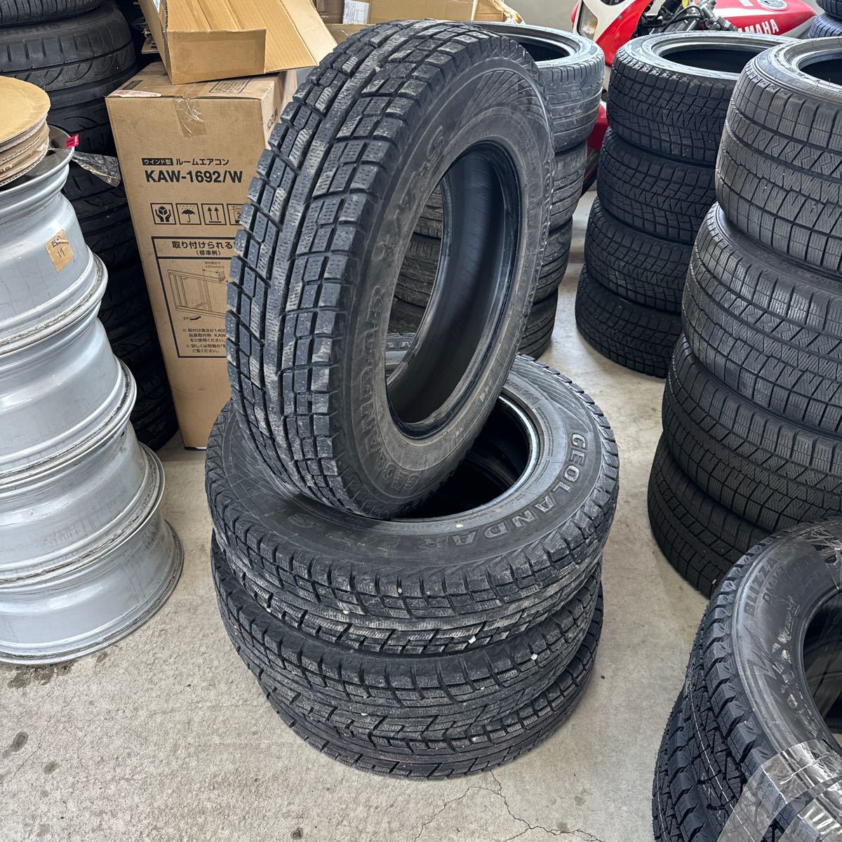人気，格安 売切 ヨコハマ ジオランダー YOKOHAMA GEOLANDAR i/T-S 185/85R16 ジムニー ４本セット 札幌 引取歓迎(中古品)｜売買されたオークション情報、yahooの商品情報をアーカイブ公開 - オークファン 16インチ