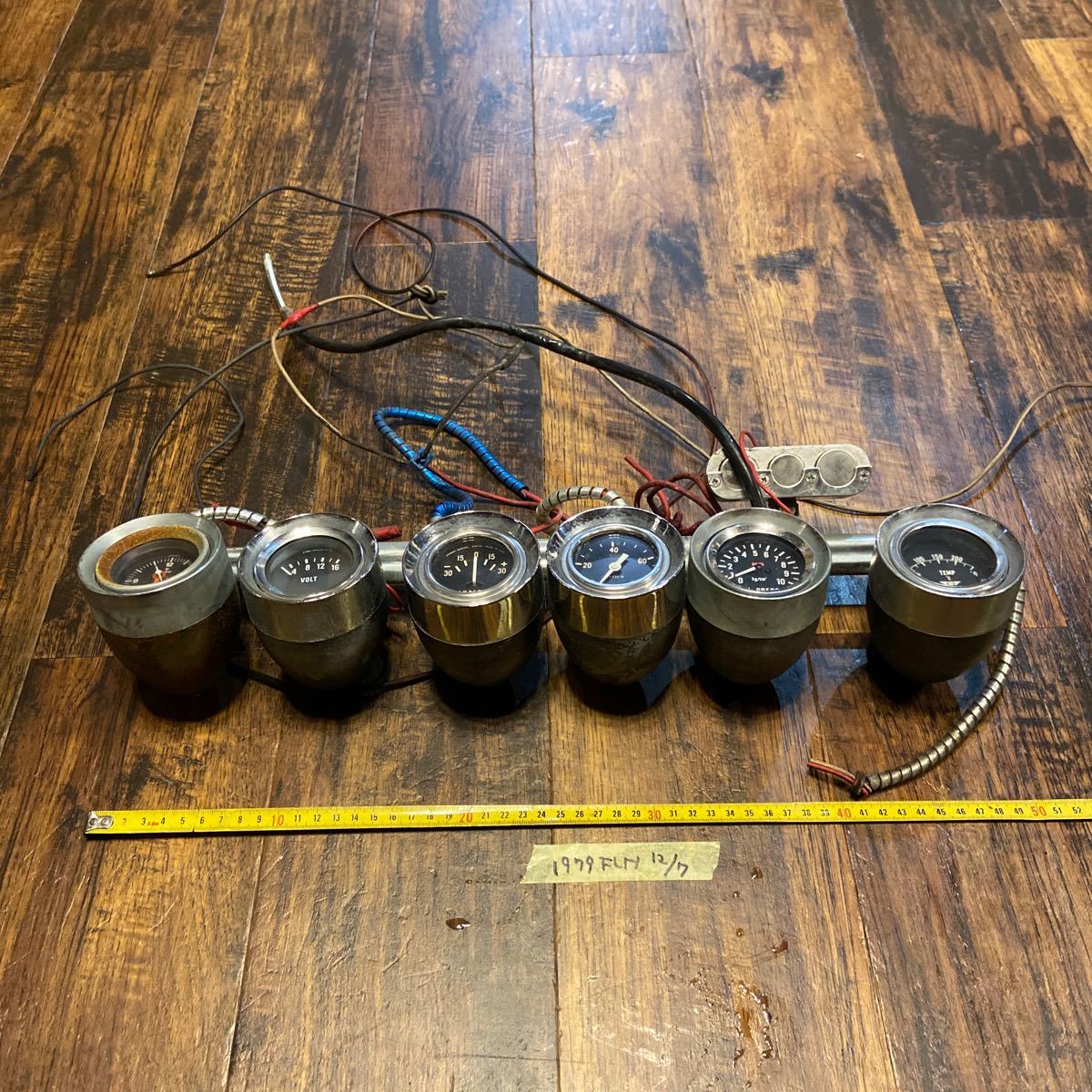 ビンテージハーレー　ショベル　FLH 6連メーター ハーレー1979年ショベルFLHにて使用！6連メーター FLH 0 | AUTHENTIC MOTOR