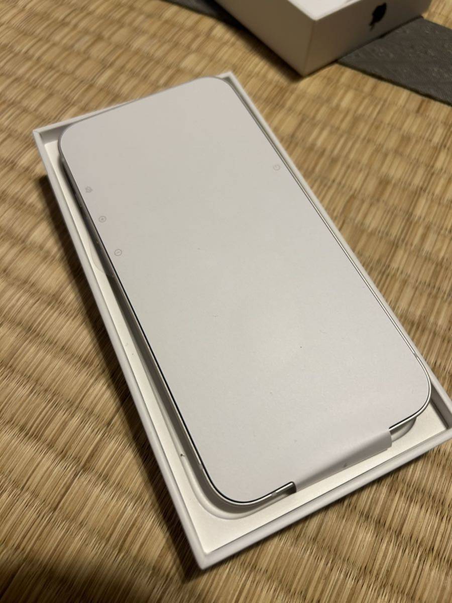 iPhone 14 スターライト 128GB おまけ付き SIMフリー 