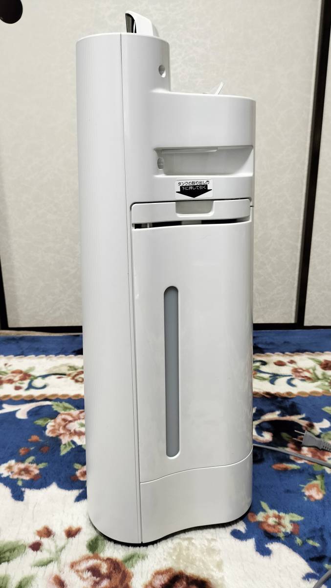 美品シャープSHARP KC-L50-W加湿空気清浄機プラズマクラスター7000搭載高性能２０２１製ホワイト系