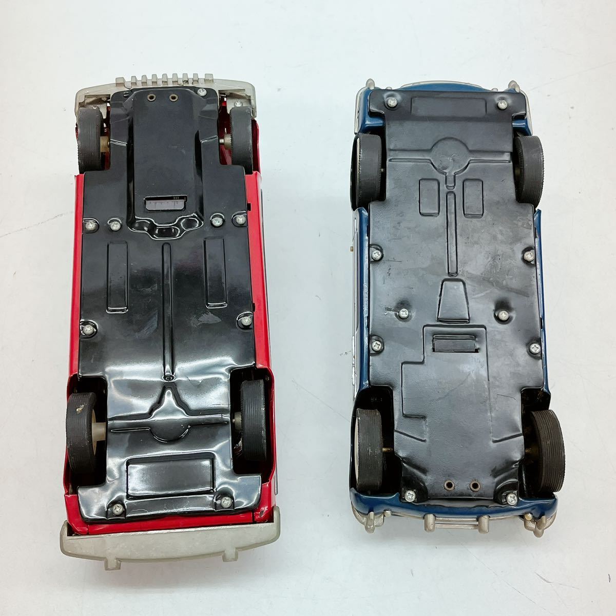 12AC32 昭和レトロ 当時物 ブリキ アメ車 フリクションカー シボレー