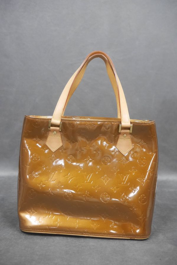 126 LOUIS VUITTON ヴェルニ ヒューストン モノグラム トートバッグ