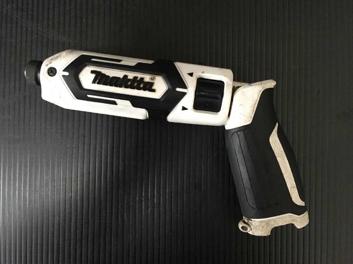 中古品】☆makita(マキタ) 7.2v充電式ペンインパクトドライバ 白(1.5Ah 