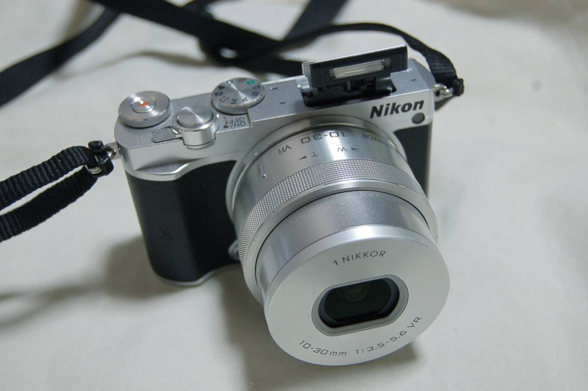 NIKON 1 J5 ミラーレス一眼 10-30mm 説明書付き 撮影動作確認 【公式通販】