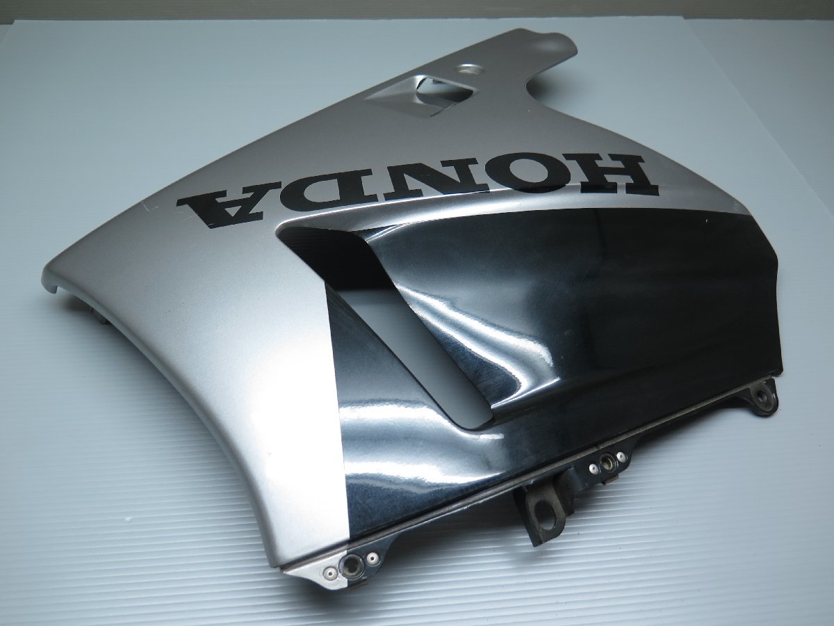 ☆VFR400R (NC30) 純正 前期 サイドカウル 右 231120DK0044 VFR400R