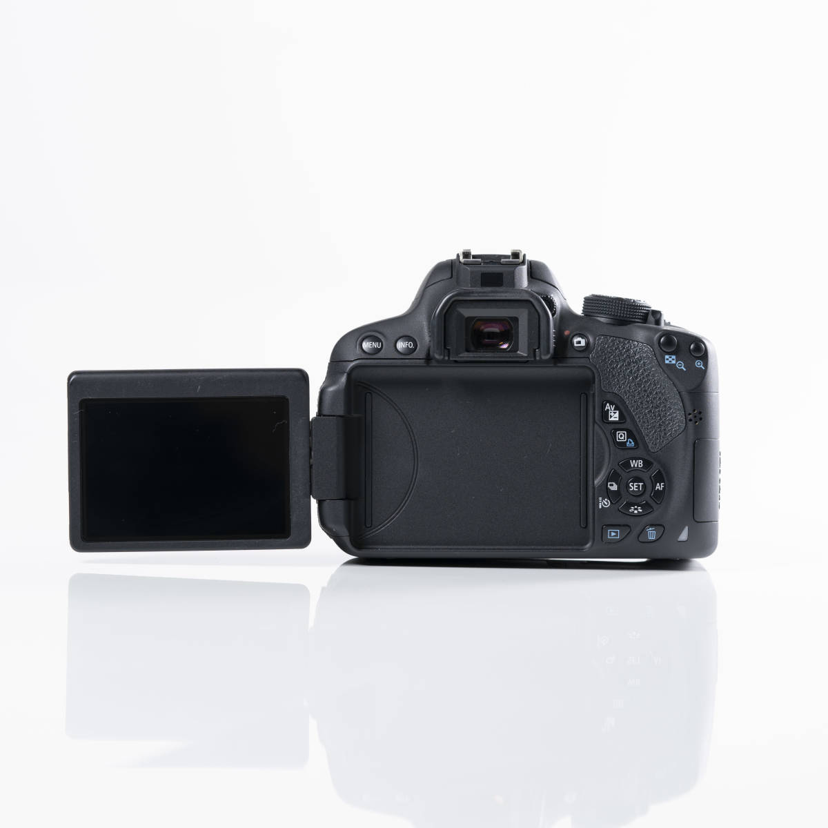 25日までSALE】canon EOS kiss X7i スームレンス18-55mm セット 