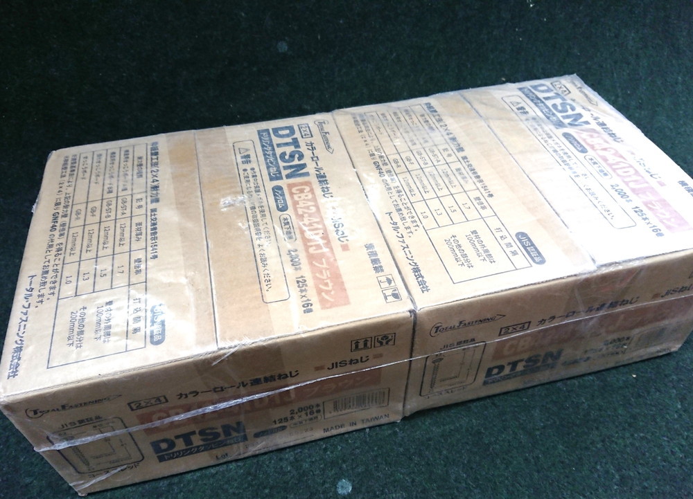 未使用 トータルファスニング 2×4 41㎜ カラーロール連結ねじ 