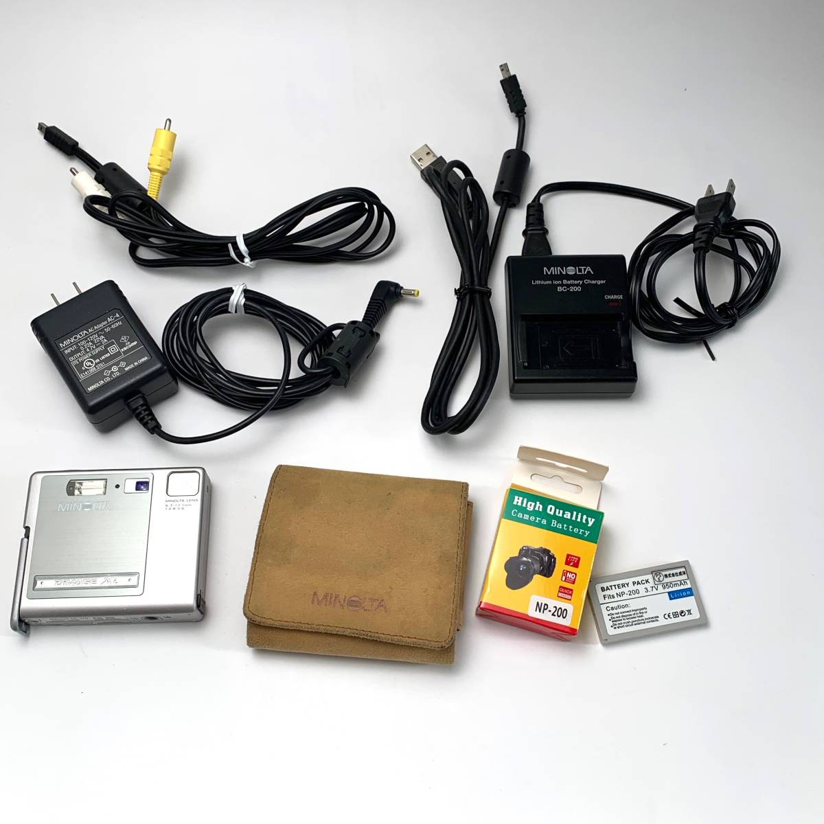 MINOLTA DiMAGE Xi コンパクトデジタルカメラ (ミノルタ、コニカ