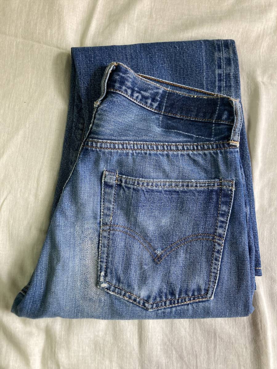 リペア、裾上げあり ビンテージ リーバイス501ビッグE ボタン裏4 実寸  