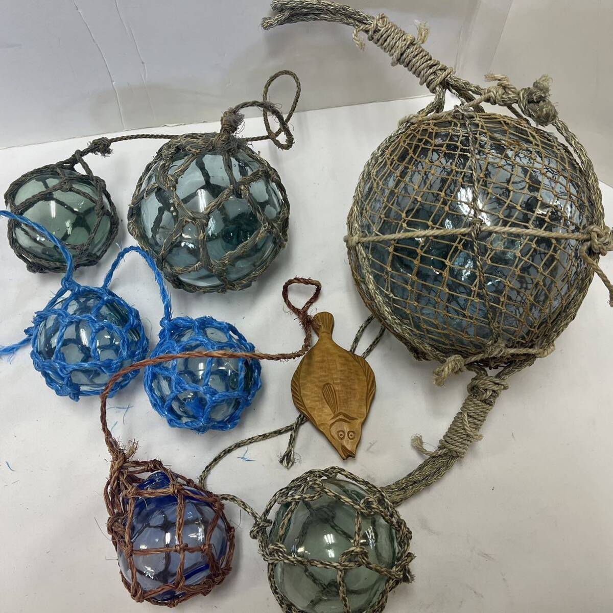 中古】ガラスの浮き球 ガラス玉 浮き玉 大小7点 直径約20～8cm