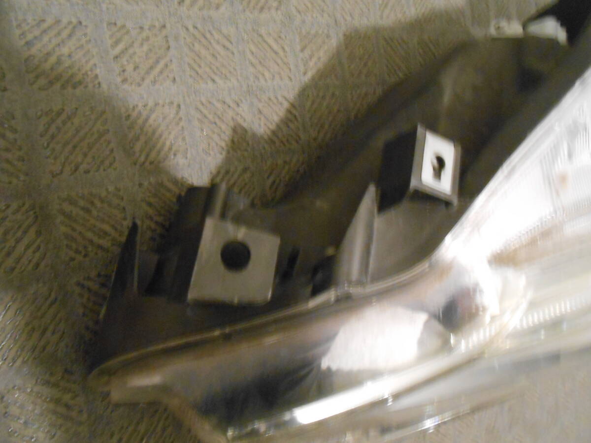 ☆トヨタ・マークX 130系中期 左側ヘッドライト ・ユニット・ジャンク品☆_2