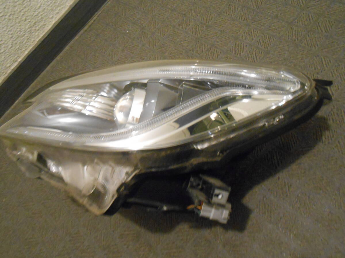 ☆トヨタ・マークX 130系中期 左側ヘッドライト ・ユニット・ジャンク品☆_8