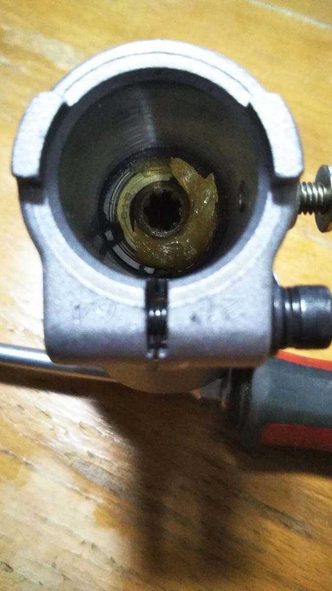 草刈機　ギヤヘッド　ギヤケース　ベベルギア　未使用品　アウターパイプ24mm　歯数7 ギアケース　ギアヘッド　ベベルギヤ　マルヤマ_3