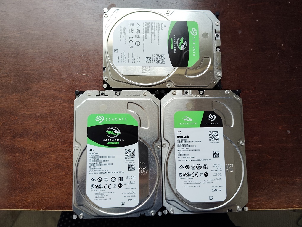 SEAGATE BARRACUDA 4TB*2台　3TB*1台 3.5インチ_1