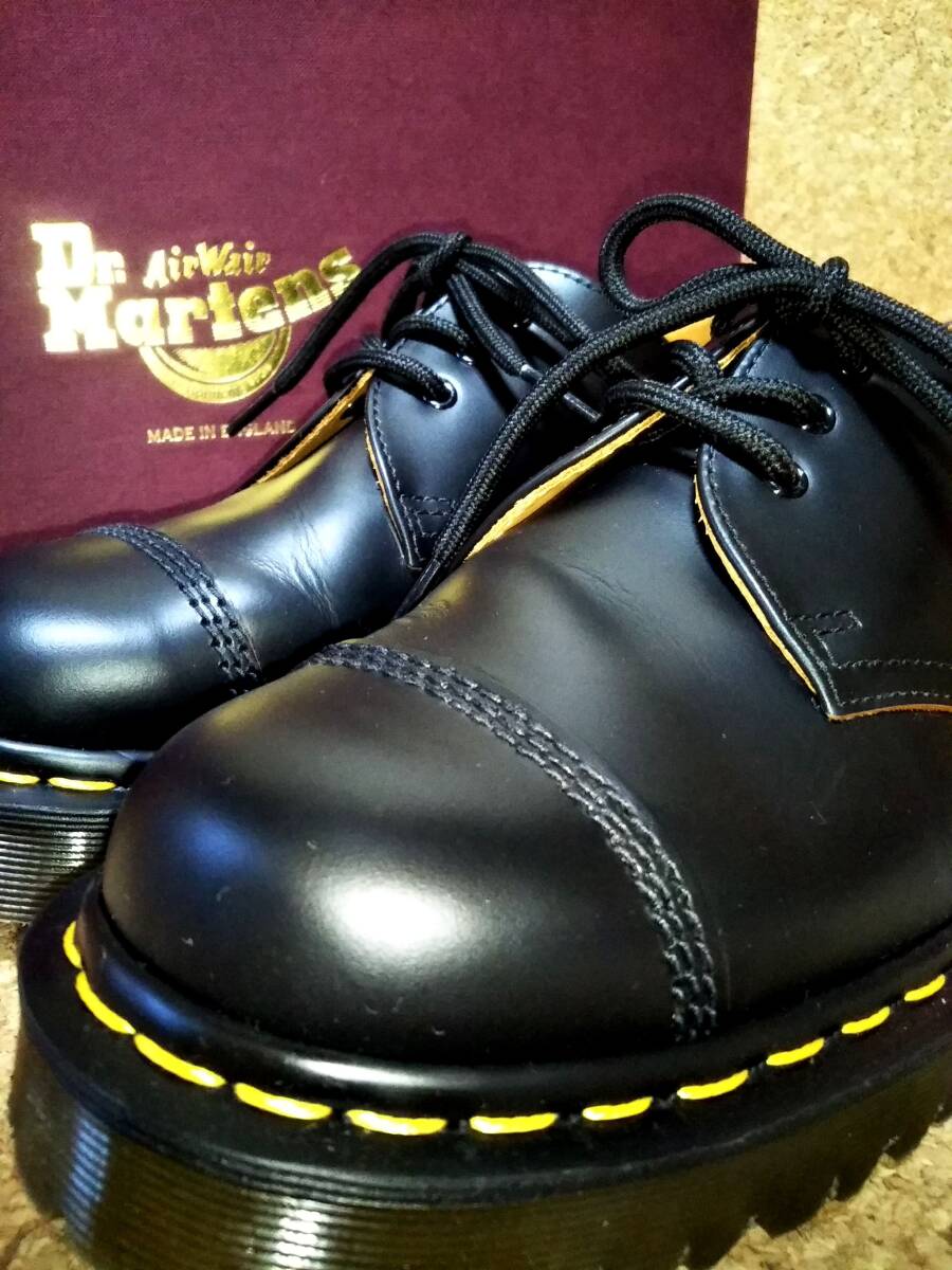 ⭐︎美品⭐︎Dr. Martens 3ホール UK7 UK7【美品】Dr.Martens ドクターマーチン 3ホール1461 1461 uk7の通販