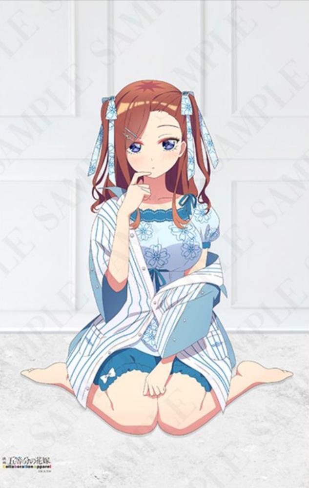 五等分の花嫁　Collaboration apparel BIG タペストリー ☆新品未使用☆五等分の花嫁 中野三玖 BIGタペストリー コラボアパレル