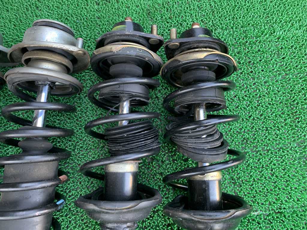 2スバル プレオ RA1/RA2/RV1/RV2 純正 サスペンション 一台分 フロント ストラット 左右 リア サス ショックアブソーバー ...