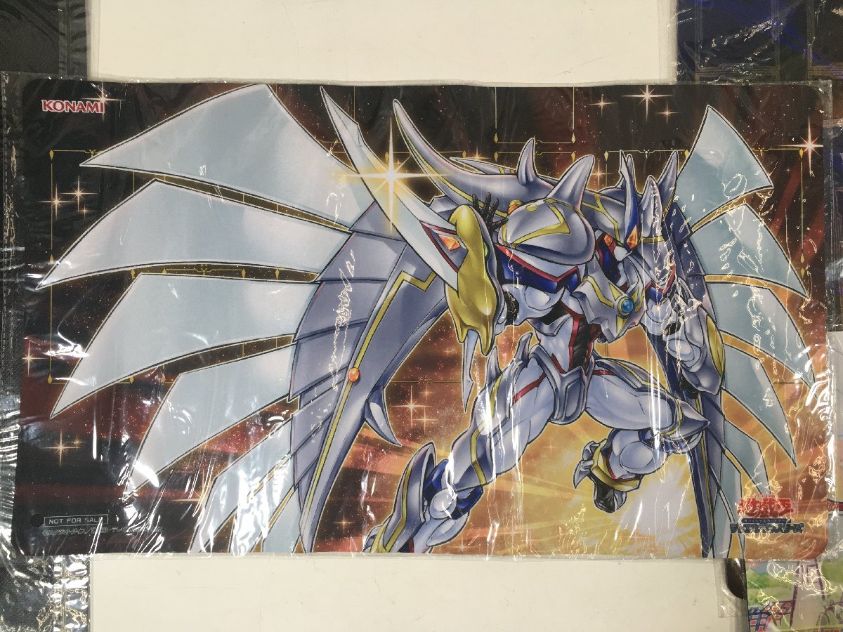遊戯王 プレイマット 青眼の白龍 ブラックマジシャン シャイニング