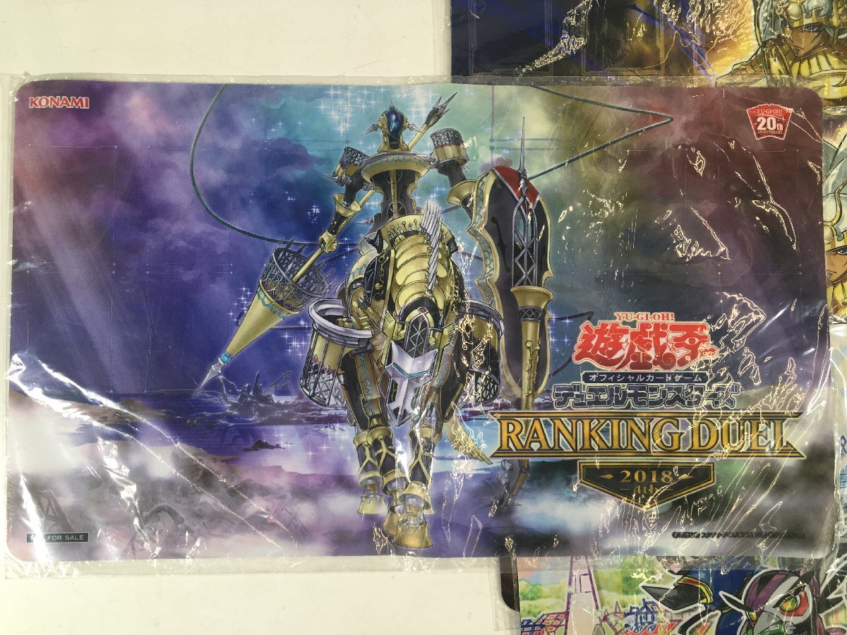 遊戯王 プレイマット 青眼の白龍 ブラックマジシャン シャイニング