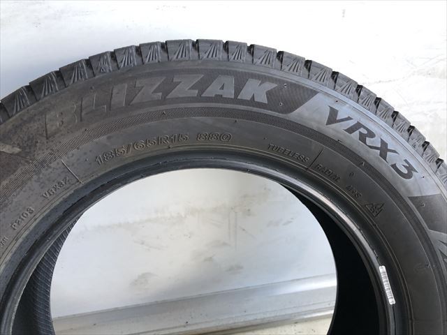 激安中古スタッドレスタイヤ 185/65R15 88Q BS BLIZZAK VRX 3 21年製 4
