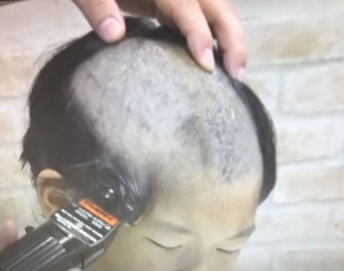 バリカン剃髪スキンヘッド断髪headshave(電気シェーバー)｜売買された 