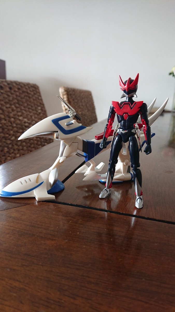 ミクロアクション ウイングマン 青 赤 アオイ ウイナア(ウイナルド