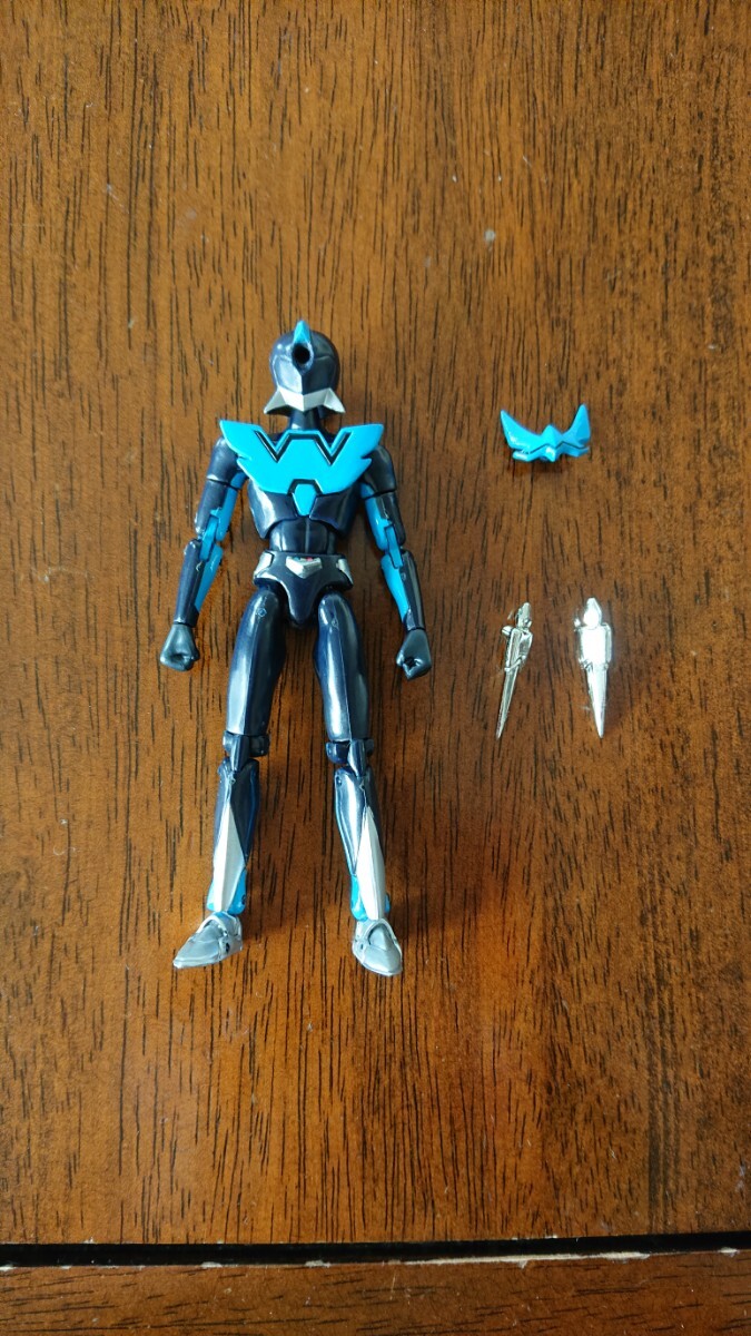 ミクロアクション ウイングマン 青 赤 アオイ ウイナア(ウイナルド
