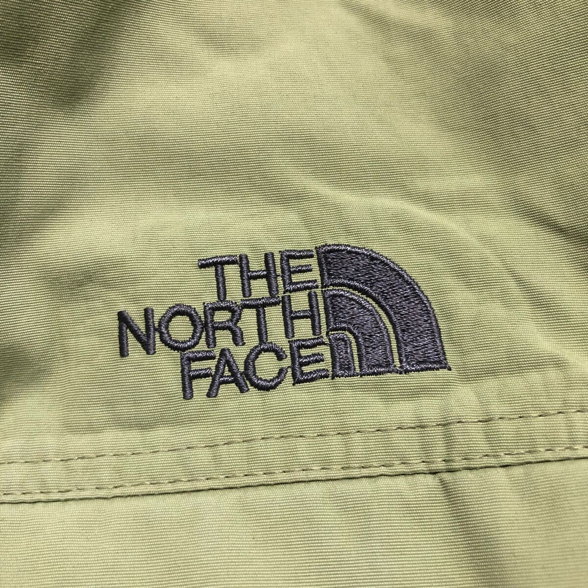49 正規品 THE NORTH FACE ノースフェイス ナイロン マウンテンパーカー カーキ アウター NS15008 ジップアップ ジャケット 刺繍ロゴ L_3